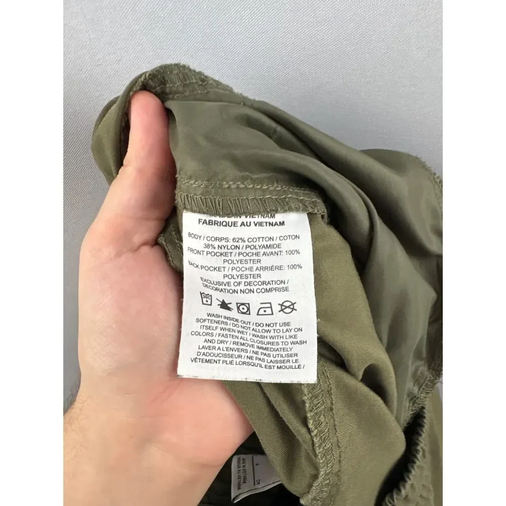 Men’s Nike Small Army Green Cargo Pants
